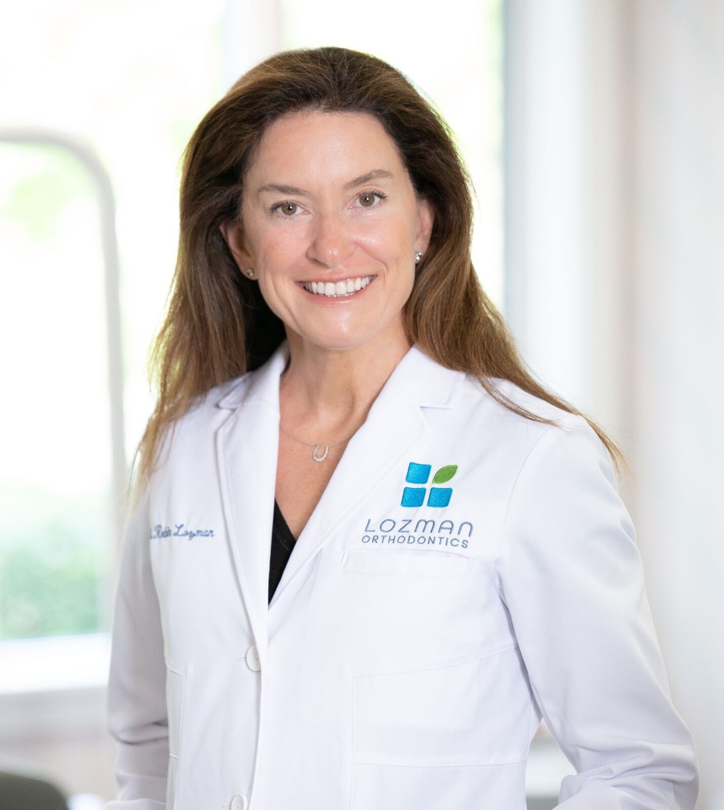 dr. robin lozman headshot